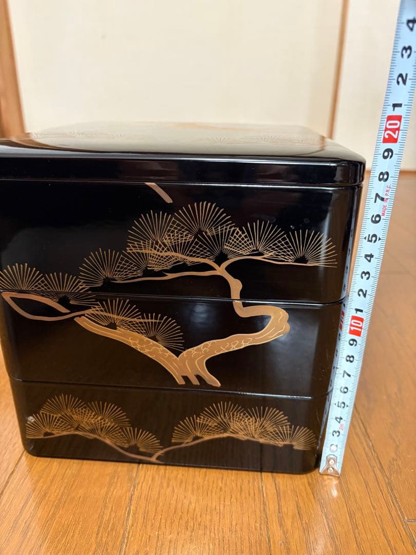 激レア・超大型美品 黒漆器重箱 鶴と扇の金箔装飾 金箔