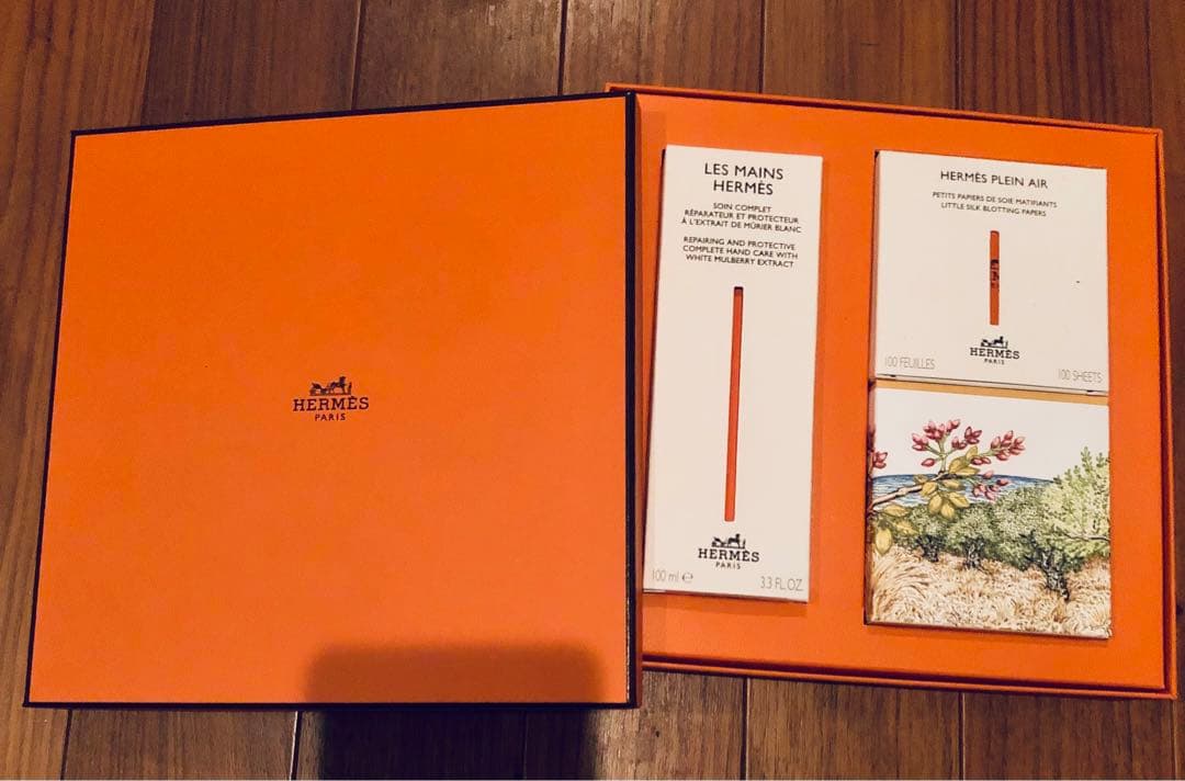 ★HERMES★イヤーズギフト★ハンドクリーム&あぶらとり紙&パフュームドソープ