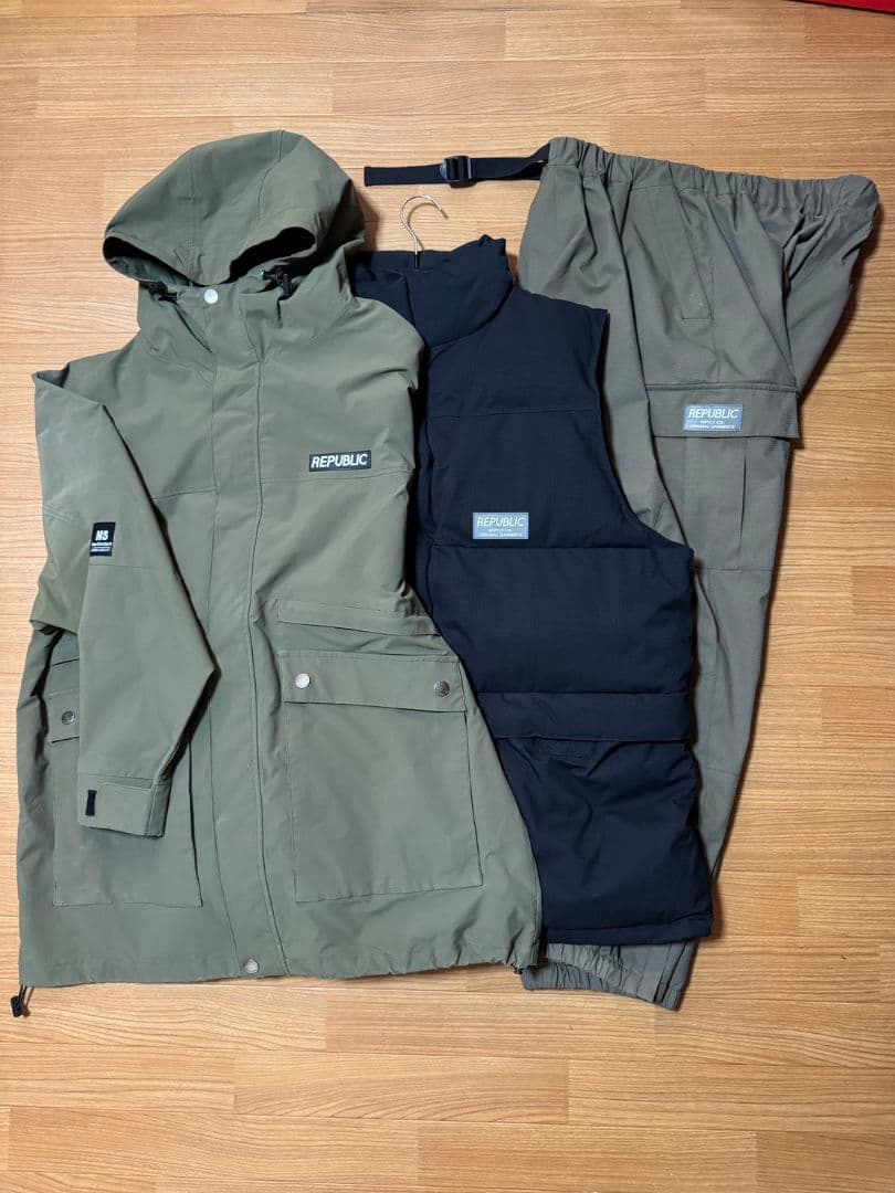 じ*ん様 RIPUBLIC リパブリック スノーボード ウェアセット スノボー