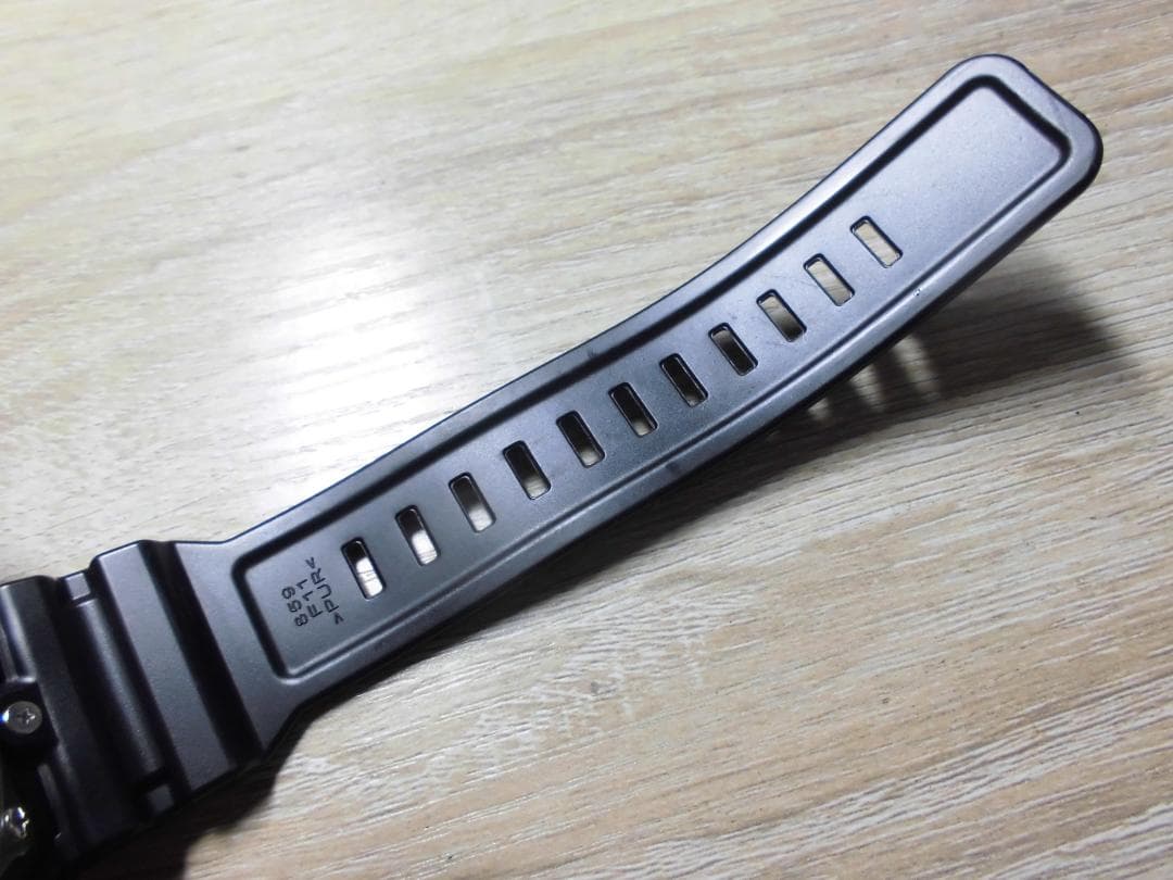 美品！カシオ ジーショック GN-1000B-1AJF 方位 温度計測 - メルカリ