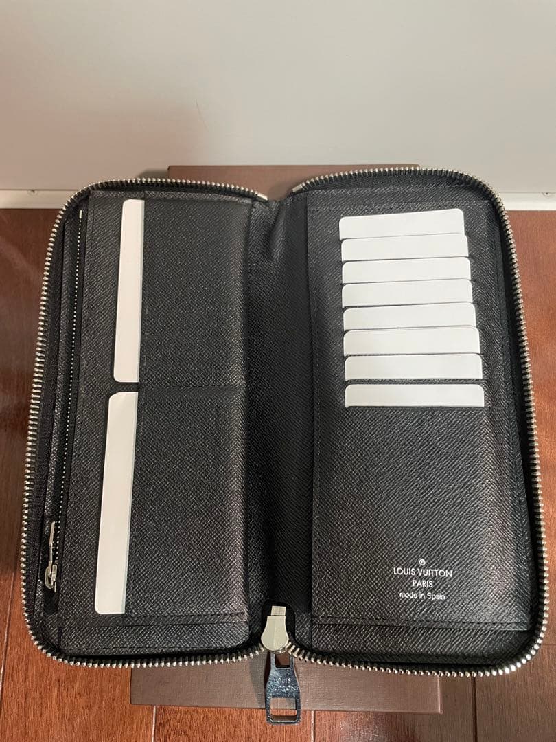 Louis Vuitton エピレザー ブラック長財布 - メルカリ