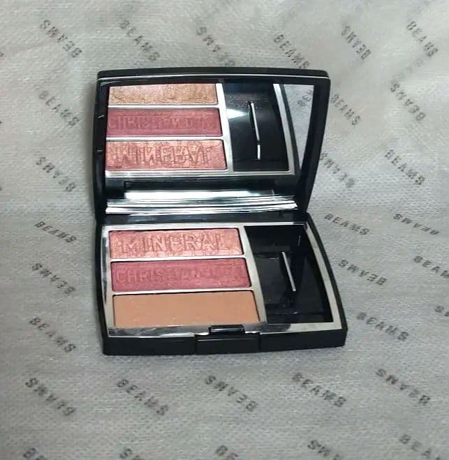 ディオール トリオブリックパレット #833 ミネラルローズ