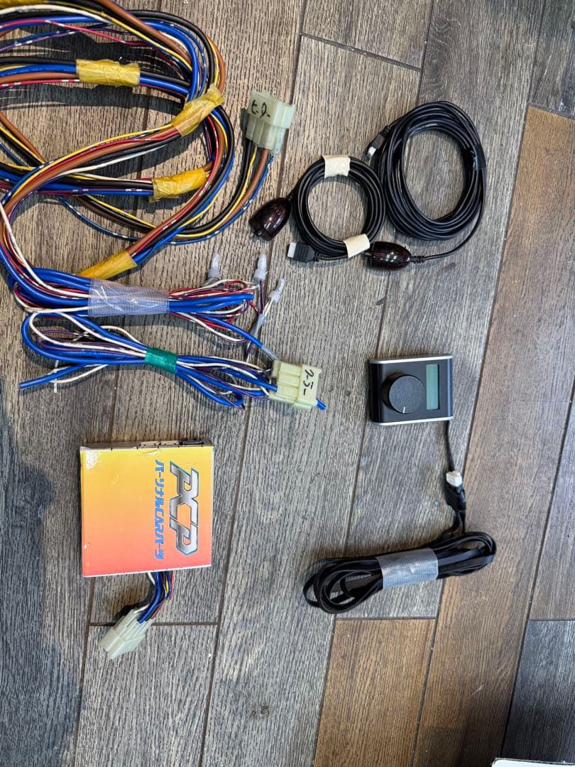 ハイエース用リアエアコン オートコントロールユニットHRATAIRCONX-V2 Amazon | パーソナルCARパーツ ハイエース用リアエアコン化オート