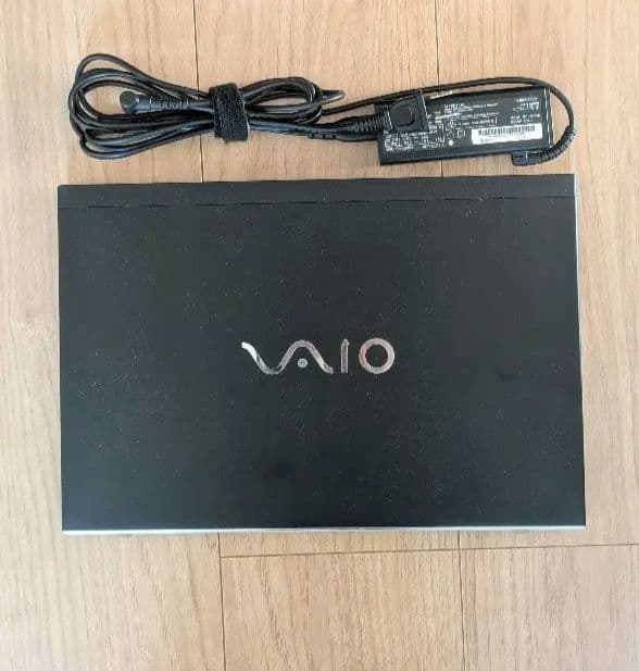 VAIO ノートPC 13.3インチ 本体 ACアダプター付き