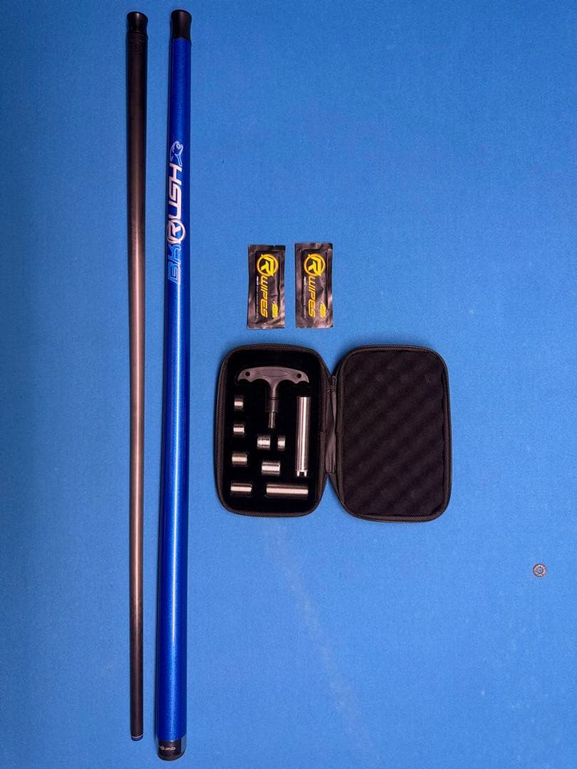 ビリヤード　ブレイクキュー　プレデター