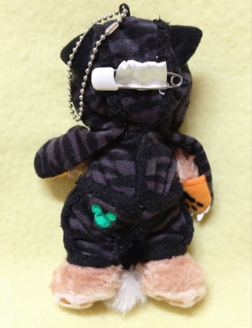 ディズニー ダッフィー ぬいぐるみバッチ ハロウィン - メルカリ