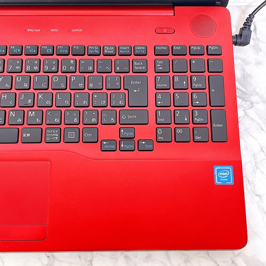 美品✨綺麗な赤✨爆速SSD薄型ノートパソコン✨Windows11カメラ