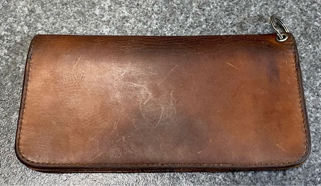 HTC レザーウォレット 長財布 茶 スタッズ ブラウン エイジング - メルカリ