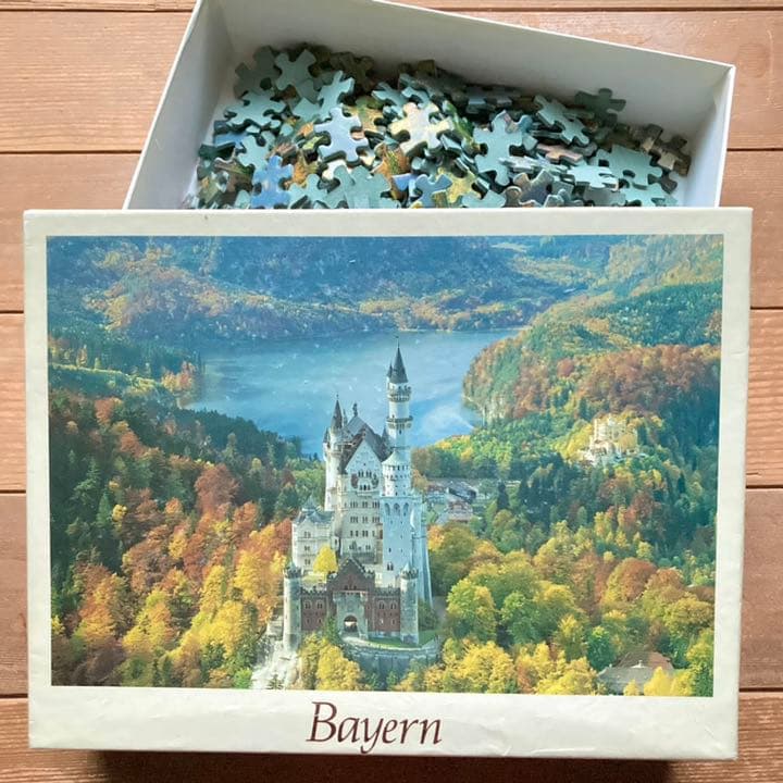 ジグソーパズル ノイシュバンシュタイン城 300ピース - メルカリ