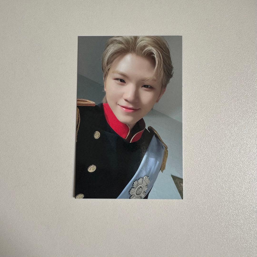 SEVENTEEN ソウルカフェ 軍服 トレカ ウジ - メルカリ