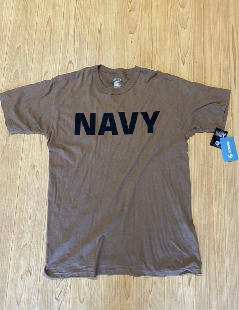 新品未使用タグ付きSoffe NAVYプリント Tシャツ Lサイズ コヨーテ