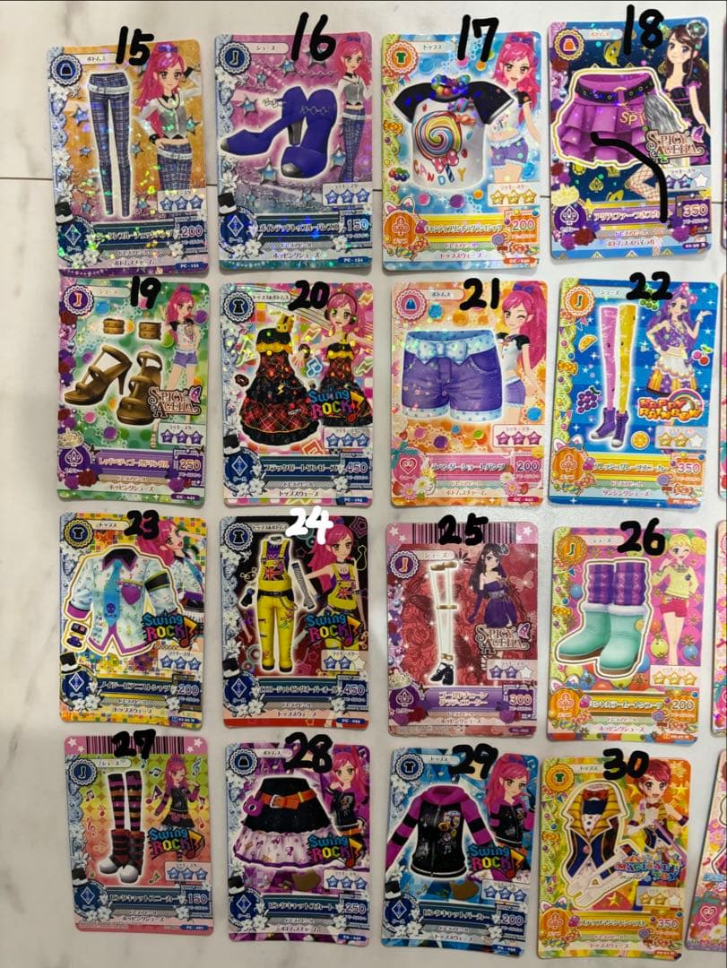 アイカツカード 初期 バラ売りOK 欲しいカードの番号ををコメントして