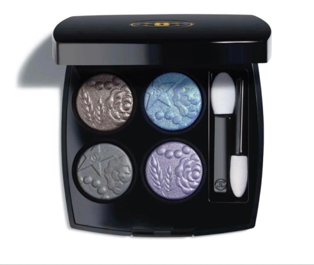 シャネル レキャトルオンブル397 ニュイアストラル ホリデー限定 𝐀𝐧𝐧𝐞｜アラフォー美容好き | #今日のメイク ⁡ @chanel.beauty