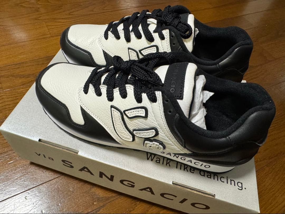 SANGACIO ホワイト/ブラック スニーカー