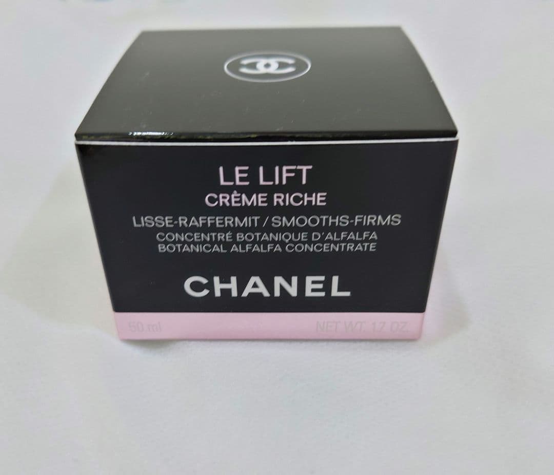 CHANEL　未使用　LE LIFT　クリームリッシュ