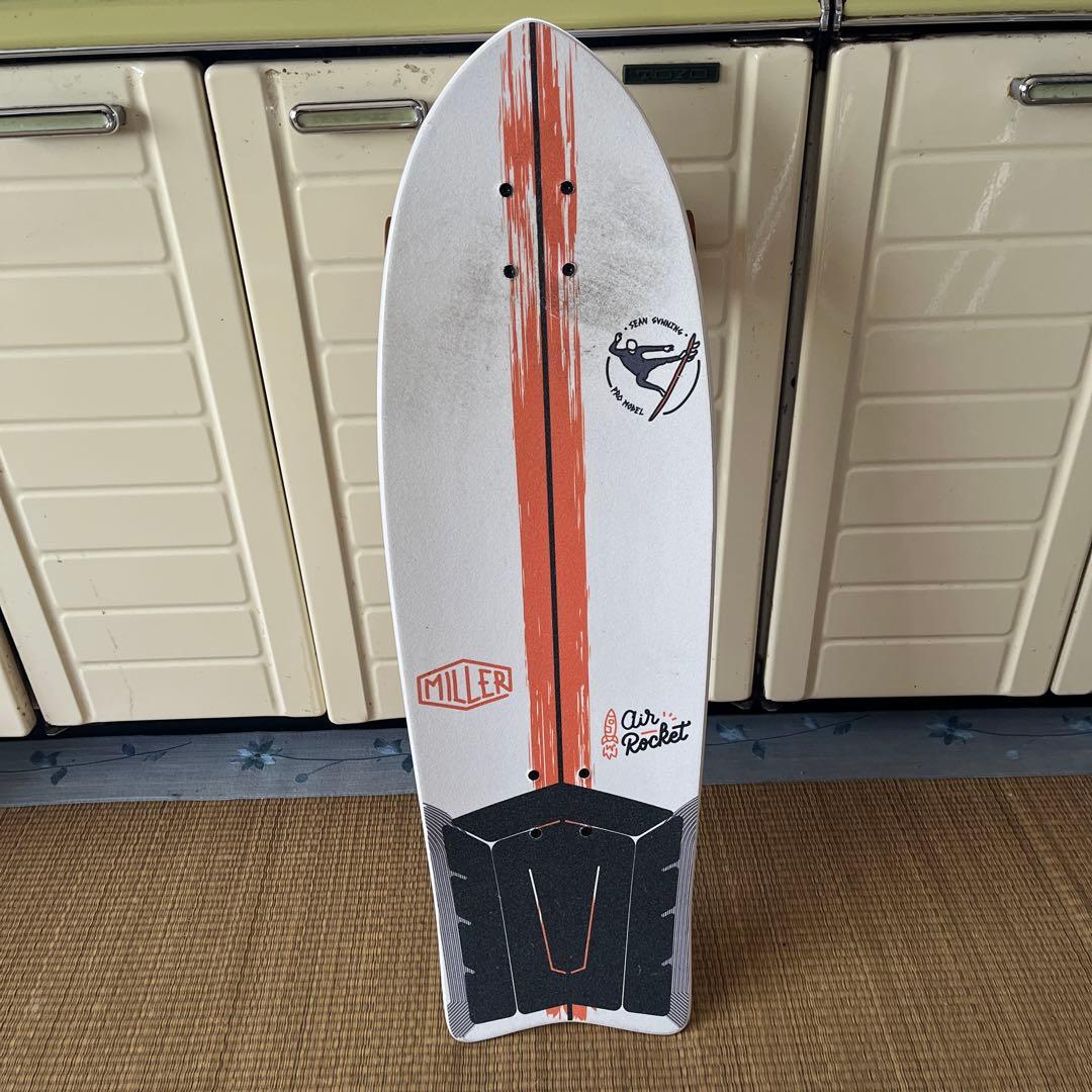 ミラーサーフスケート31x9.8