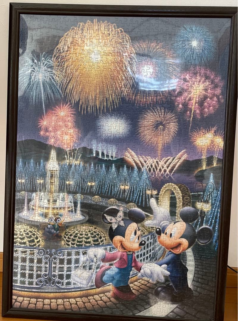 【完成品】　1000ピース　ジグソーパズル　ディズニー　恋のファイヤーワークス