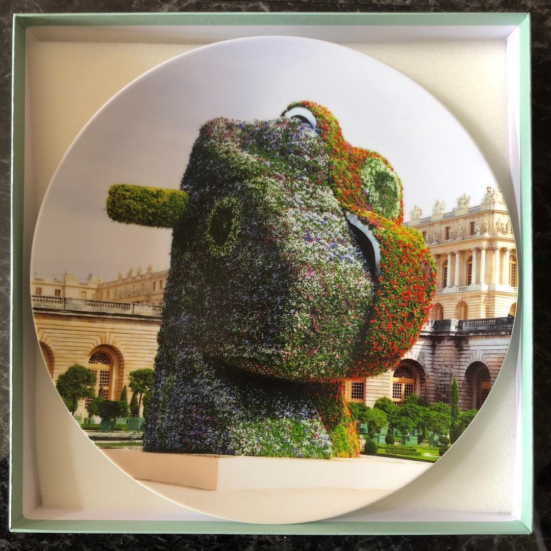 ジェフ・クーンズ(Jeff Koons)《スプリット・ロッカー プレート》