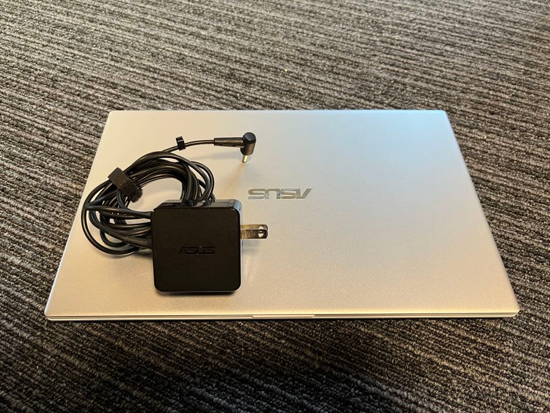 Windowsノート本体 ASUS VivoBook S13 S330UA Core i3 8130u