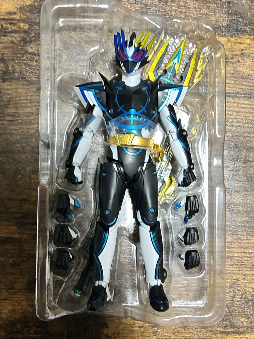 【一時値下げ】S.H.Figuarts 仮面ライダーデュランダル　フィギュアーツ