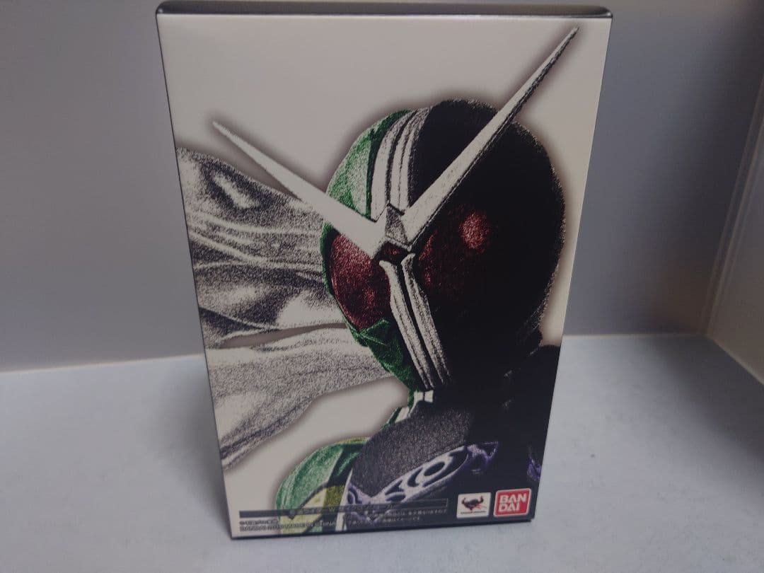 初版 S.H.Figuarts 真骨彫 仮面ライダーＷ サイクロンジョーカー