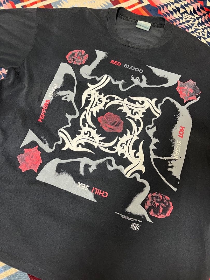 レッドホットチリペッパーズ　BLOOD バックステージパス　ＸＬ レッドホットチリペッパーズ BLOOD バックステージパス XL - メルカリ