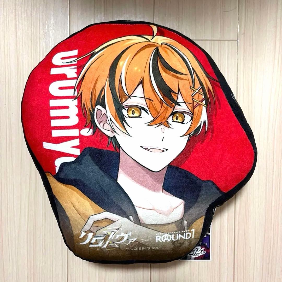 クロノヴァ 肩上ダイカットクッション うるみや ラウンドワン - メルカリ