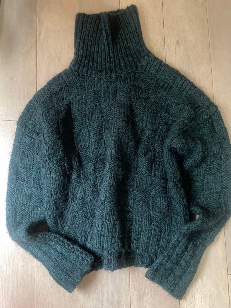 カレンテージ　ざっくりタートルネックニット　グリーン