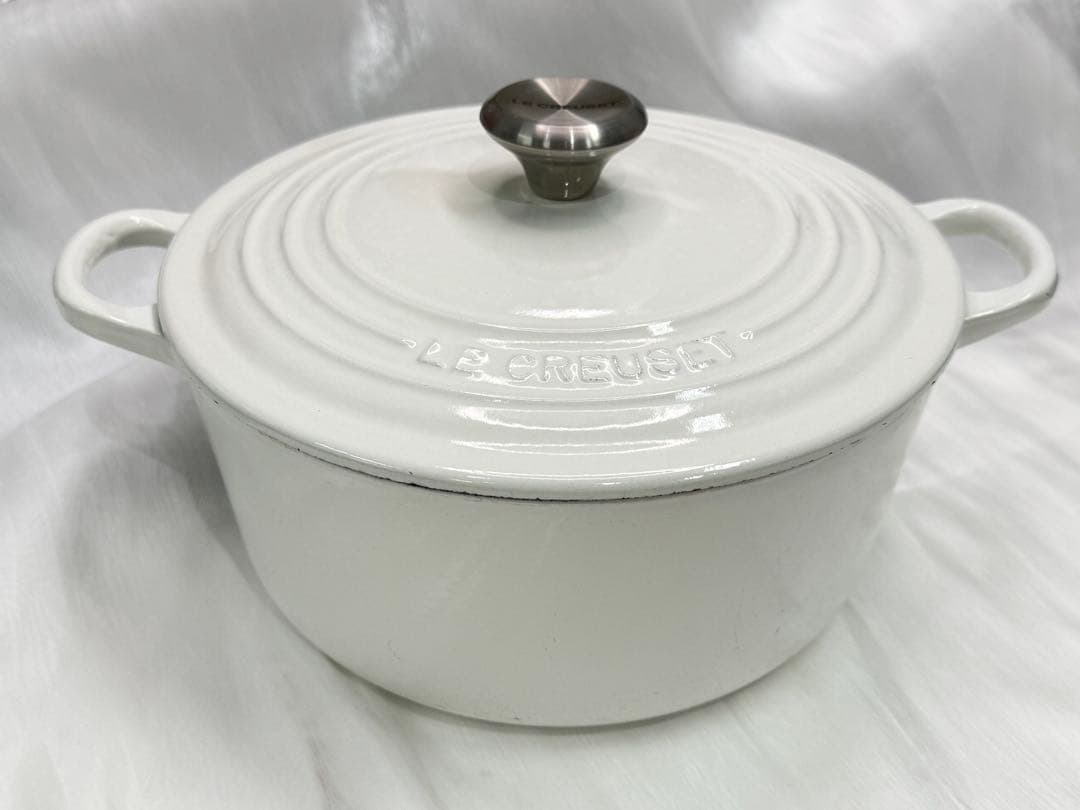 ル・クルーゼ 両手鍋 22cm ホワイト 白 - メルカリ