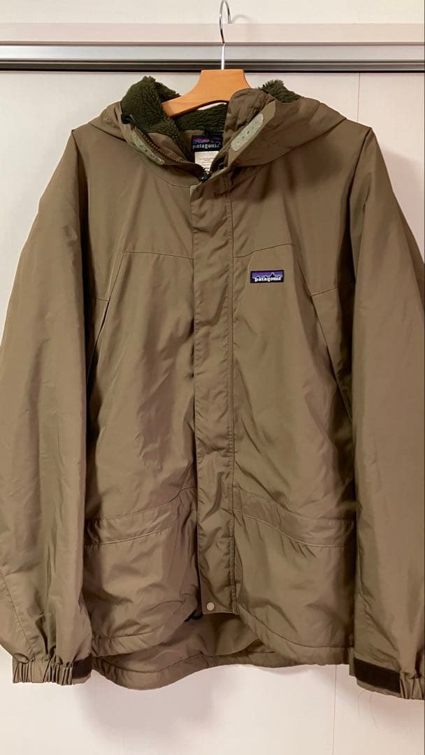 patagonia パタゴニア　インファーノジャケット　オリーブ