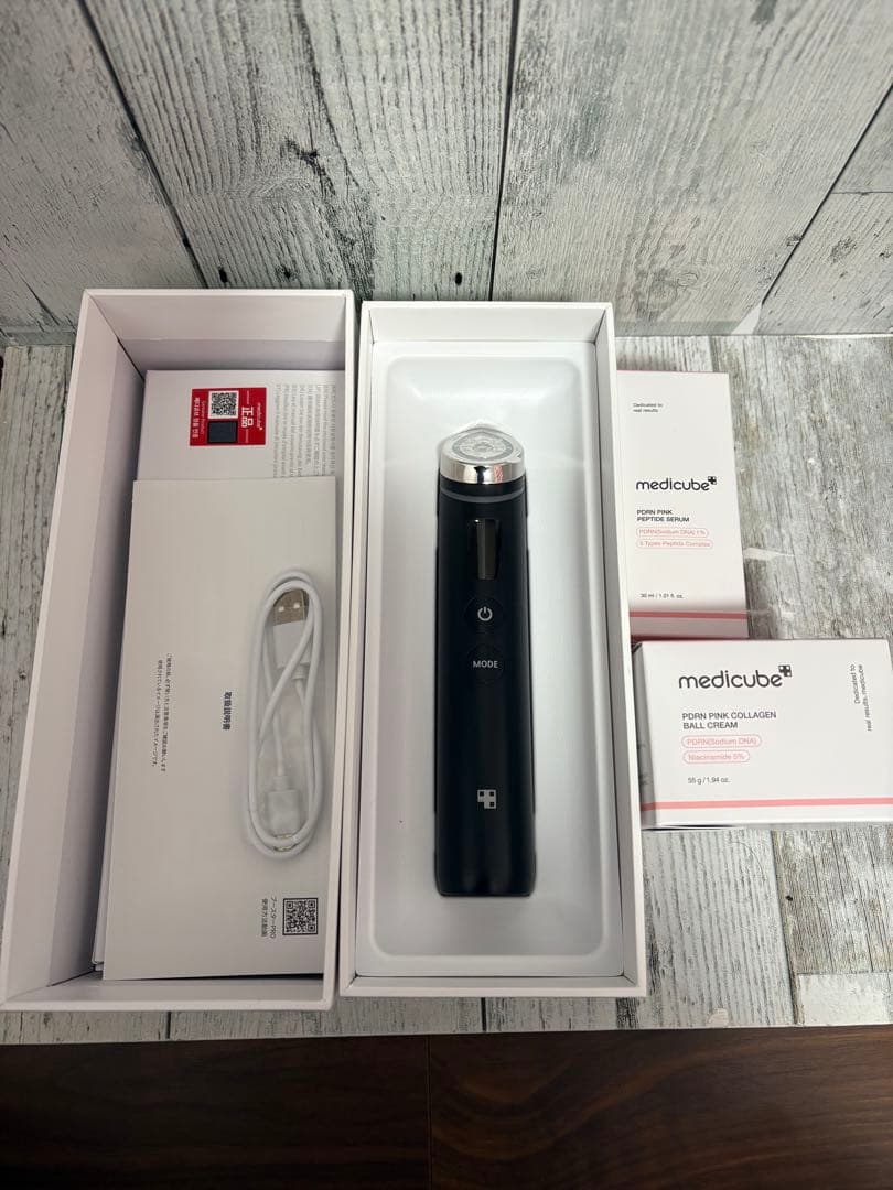 《美品!!》medicube ブースターPro