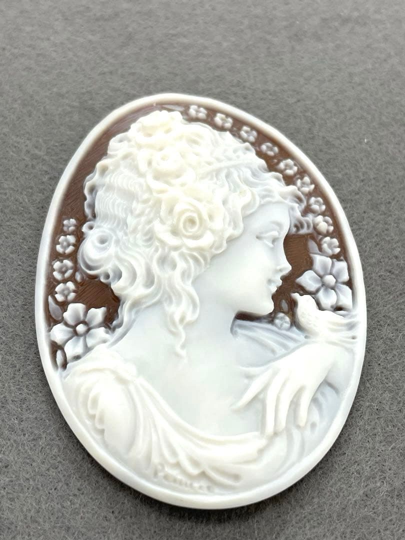 シェル　カメオルース　ラファエレ　ペルニーチェ