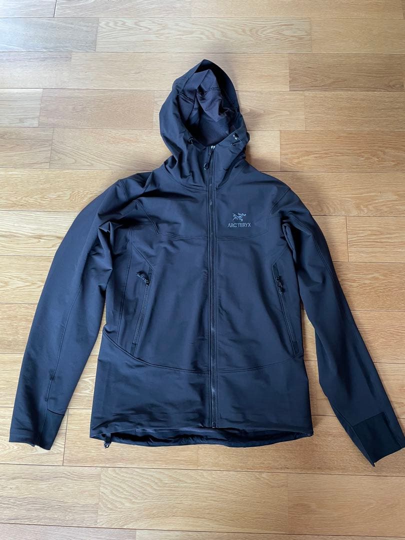 【美品】アークテリクス　ガンマLT ブラック　Sサイズ