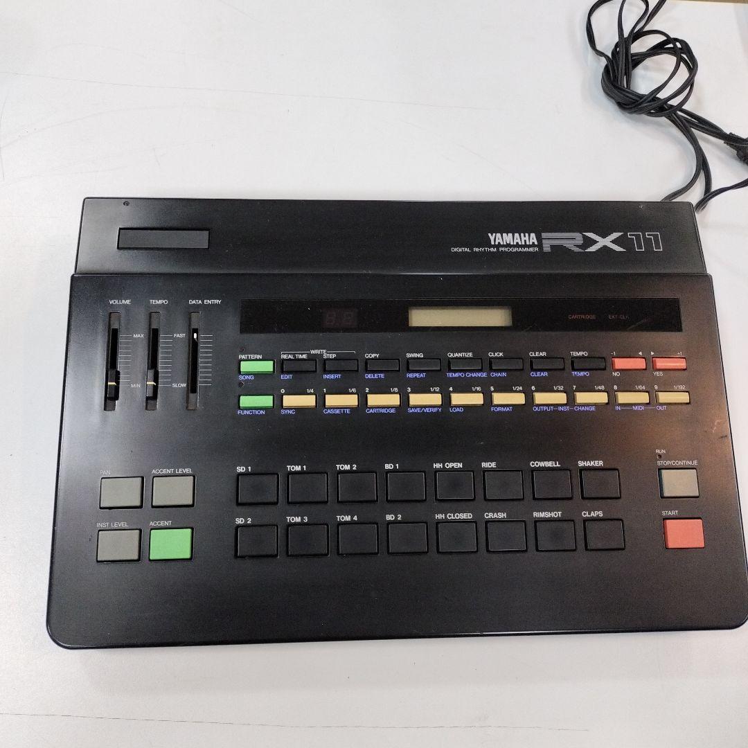 y YAMAHA RX-11 ヤマハ　デジタルリズムプログラマー