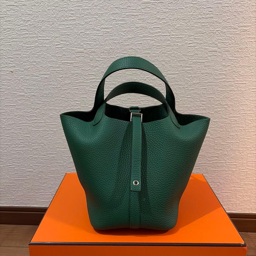 希少⭐︎エルメスピコタンロック　pm 緑グリーン　シルバー金具　K刻印 HERMES - 新品 K刻印 2025年製 HERMES ピコタンロックエクラット PM