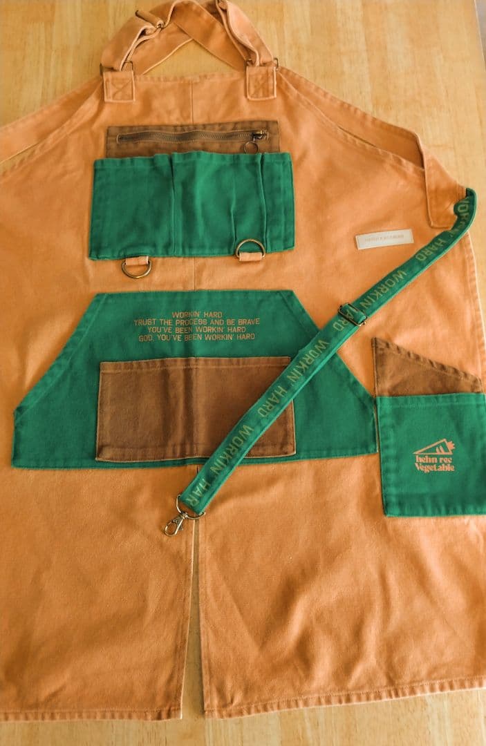 藤井風Workin' Hardエプロン - メルカリ