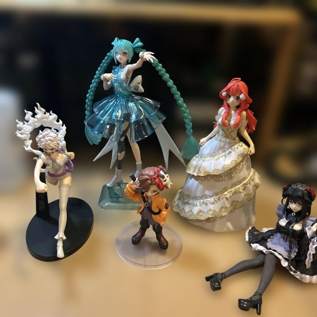 フィギュアセット - メルカリ