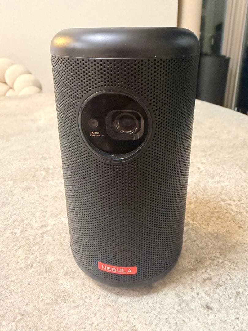 NEBULA プロジェクター本体