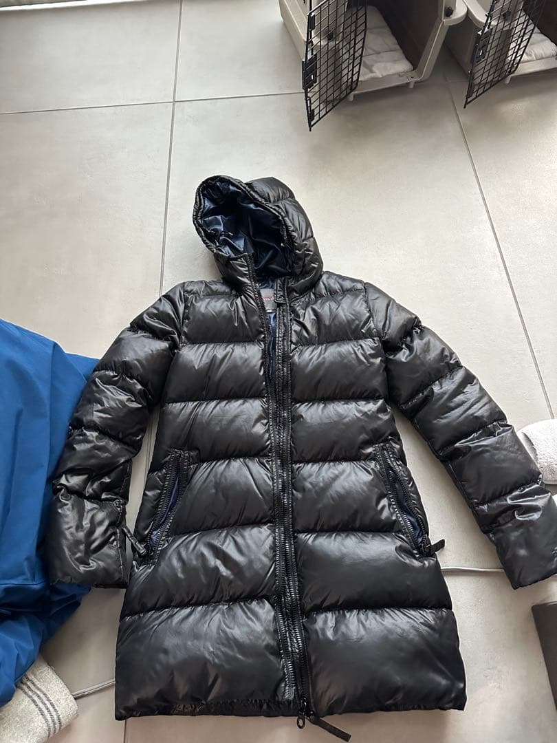 Duvetica フード付きダウンジャケット 42