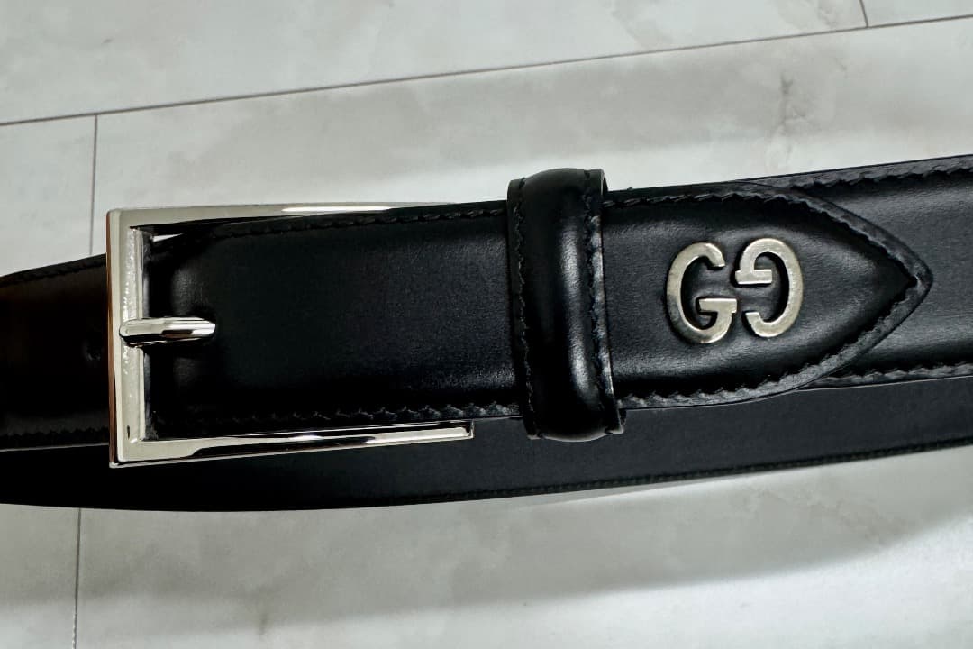 山*屋様 GUCCI ブラックレザーベルト 70-34