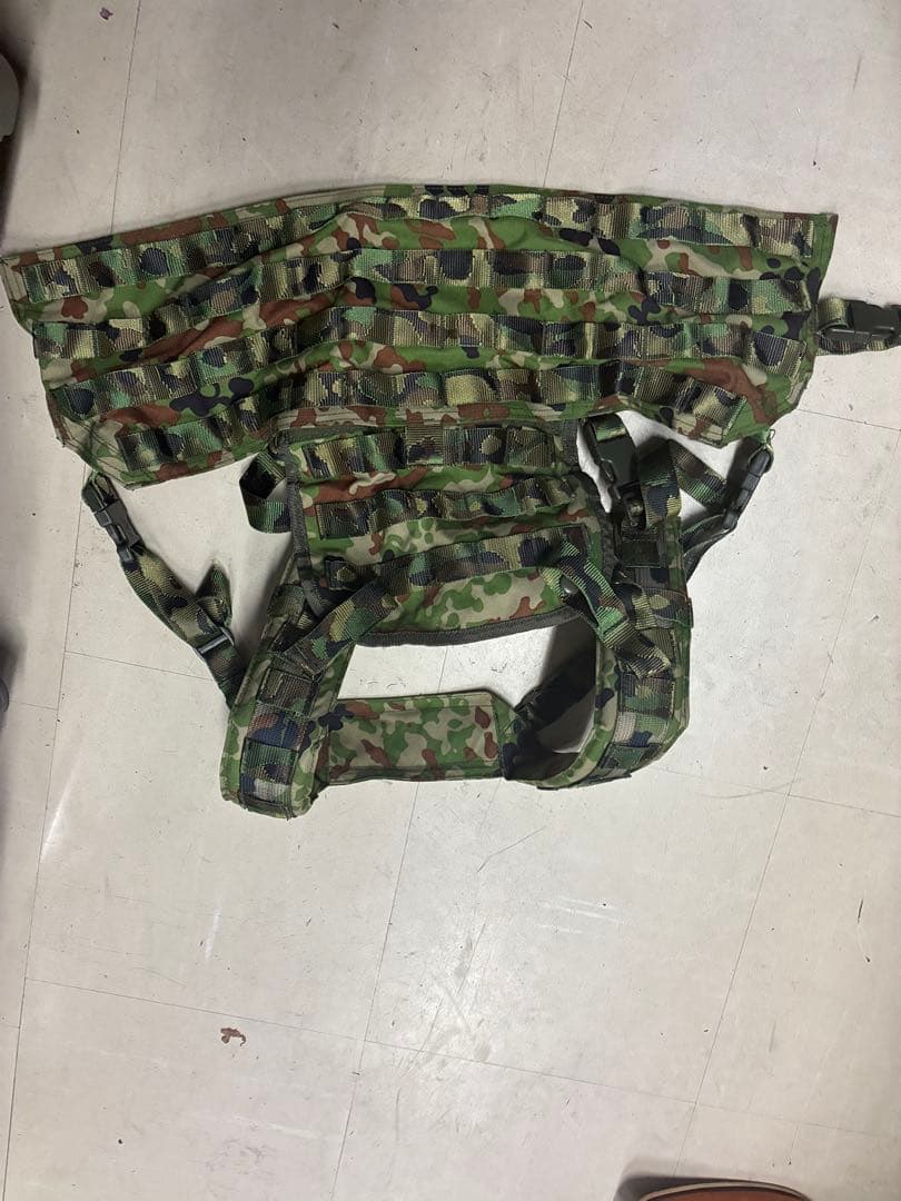 早い者勝ち　迷彩 チェストリグ　調整可能