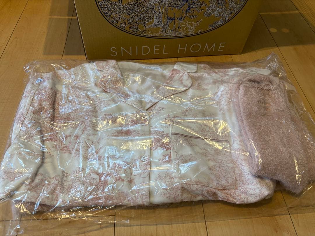 SNIDEL  福袋　2026 抜き取りなし　新品未使用 新品】SNIDEL 2026年 HAPPY BOX 福袋 抜き取り無し スナイデル福袋