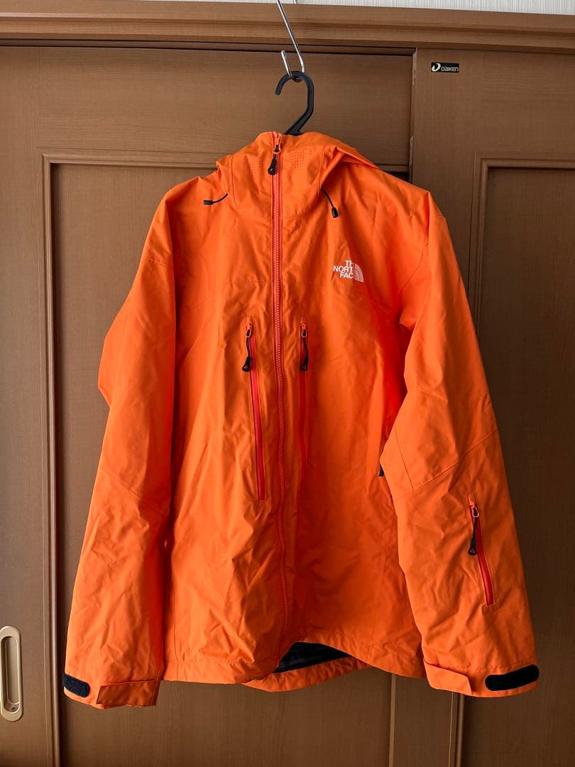 【おたり】THE NORTH FACE ウエア　オレンジ　Lサイズ