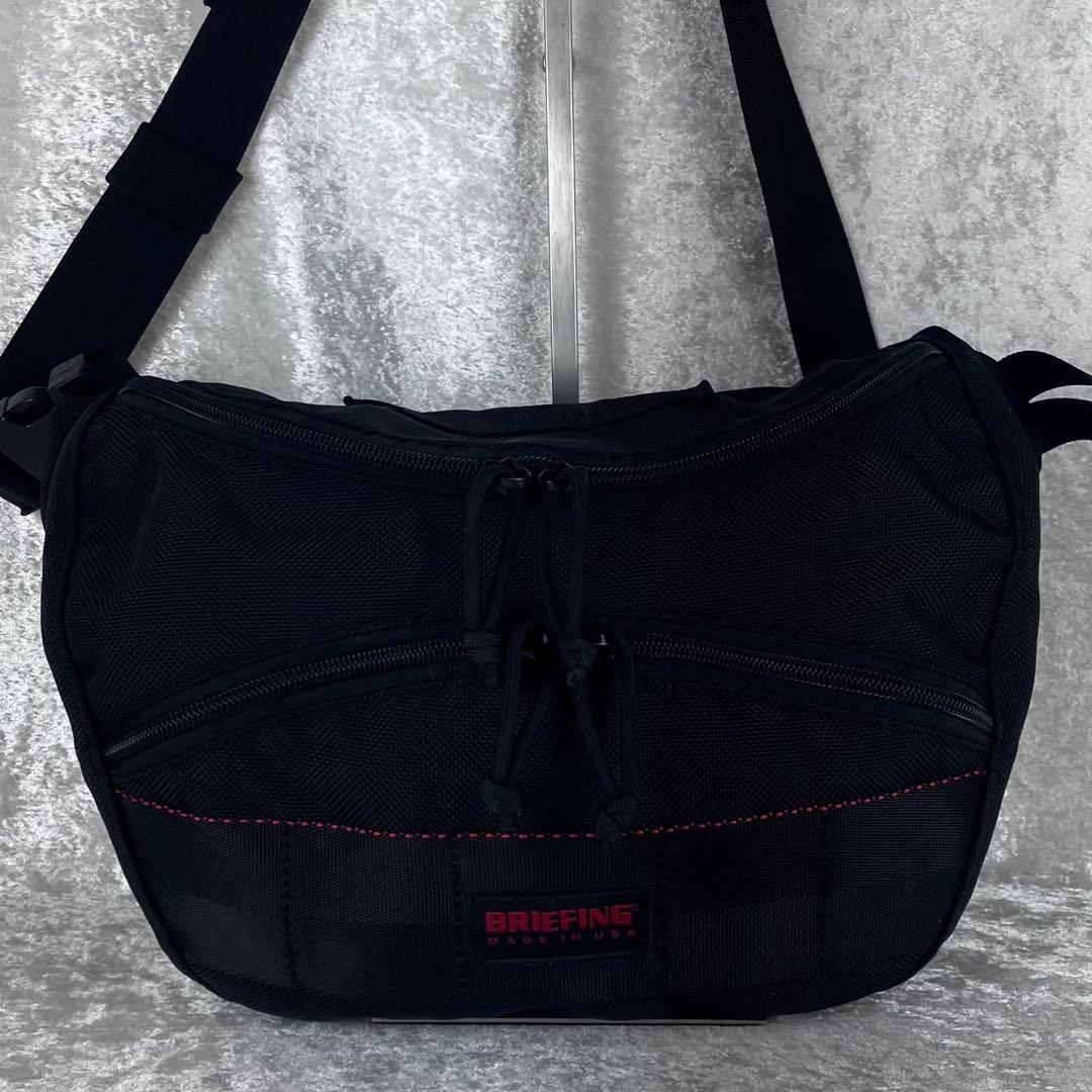 完売品 美品 ブリーフィング パイク ブラック ボディバッグ ショルダー 旅行