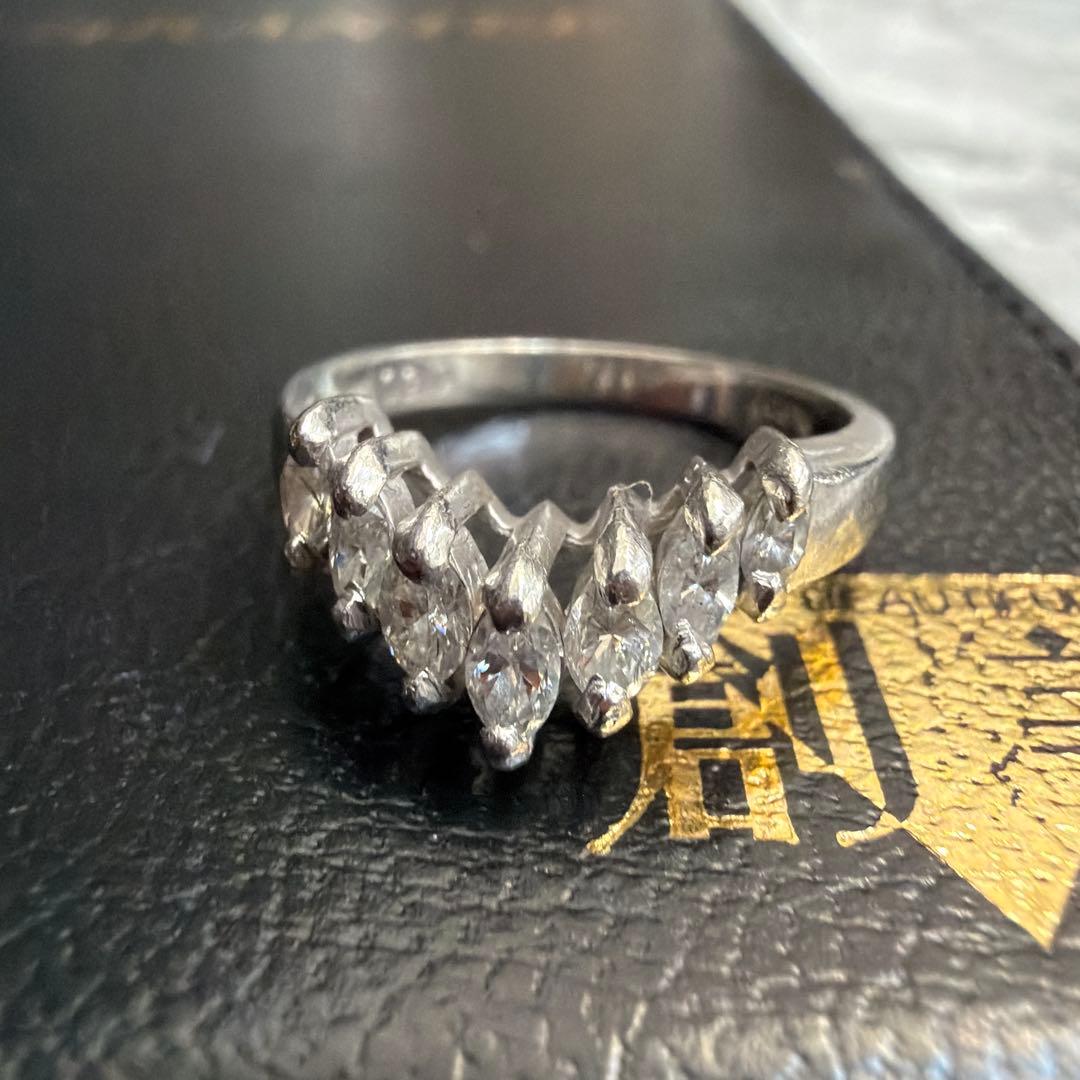 プラチナPt900/約 13号ダイヤ0.50リングV - メルカリ