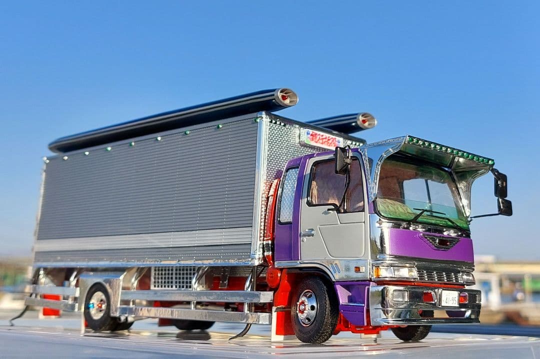 デコトラプラモデル フジミ 1/32 クルージングレンジャー 完成品