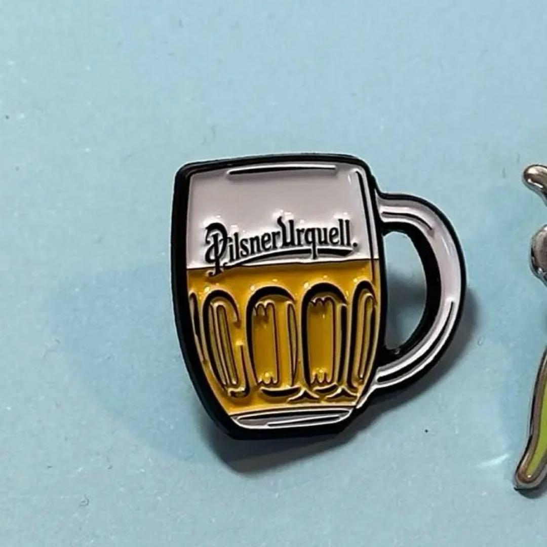 パトリック様専用 チェコ パビリオン ピンバッジ - メルカリ