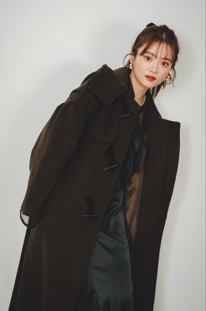 ピヌエ ロングダッフルコート チャコール