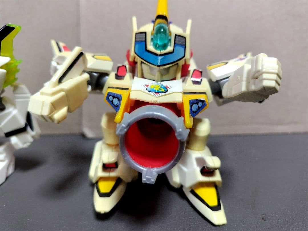 ☆ビーダマン爆外伝V クリスホワイター 、ビーダアーマー！ - メルカリ