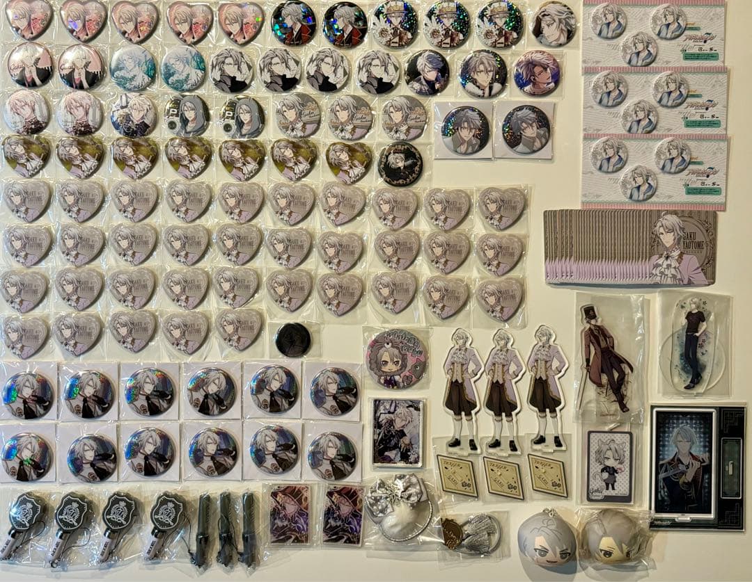 【画像3枚】【バラ売り可】 アイナナ 楽 缶バッジ アクスタ 等 まとめ